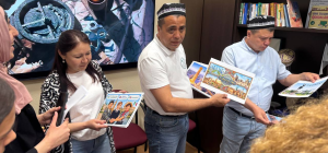 Un centenar de personas visita el Centro Hispano-Uzbeko en su Jornada de Puertas Abiertas